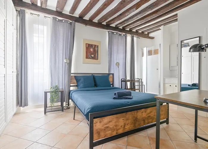 Heart Of 1br-4p Le Marais 7 Free Netflix * Paris