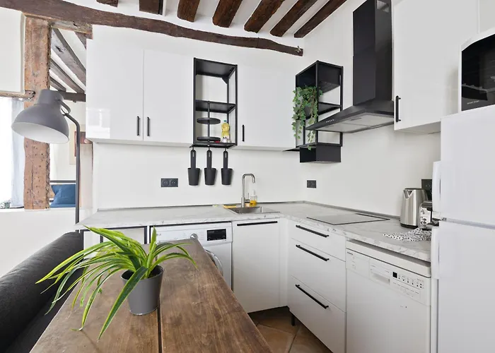 Heart Of 1br-4p Le Marais 7 Free Netflix * Paris